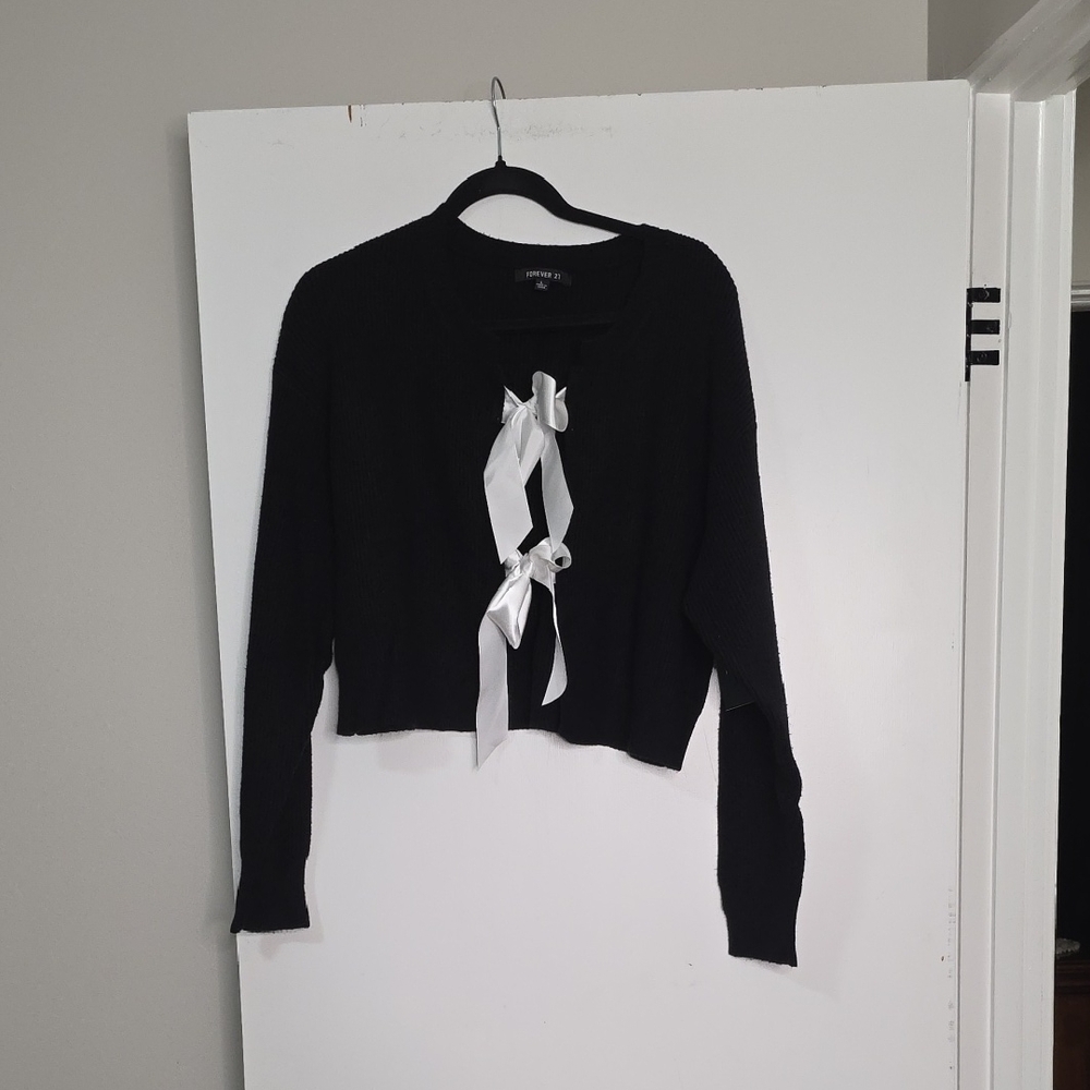 Forever 21 Black Knit Sweater